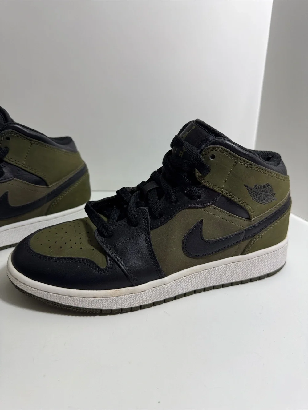 Nike Air Jordan Mid-Top Sneakers in Olive Green and Black Youth Size 5Y
